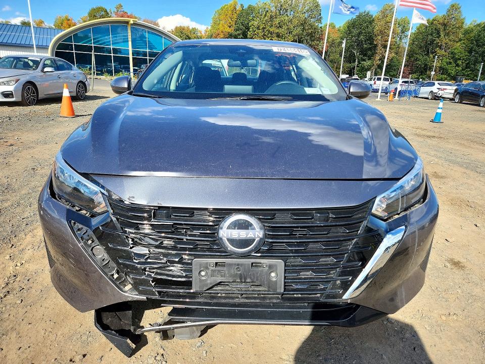 Photo 5 from auction – 2025 NISSAN SENTRA with VIN 3N1AB8CV2SY382192