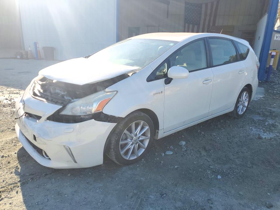 Фото 1 с аукциона – 2014 TOYOTA PRIUS V с VIN JTDZN3EU2E3321114