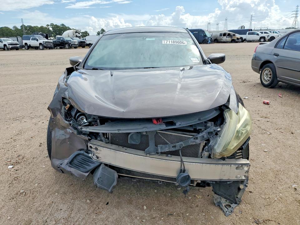 Photo 5 from auction – 2017 NISSAN ALTIMA with VIN 1N4AL3AP3HN326761