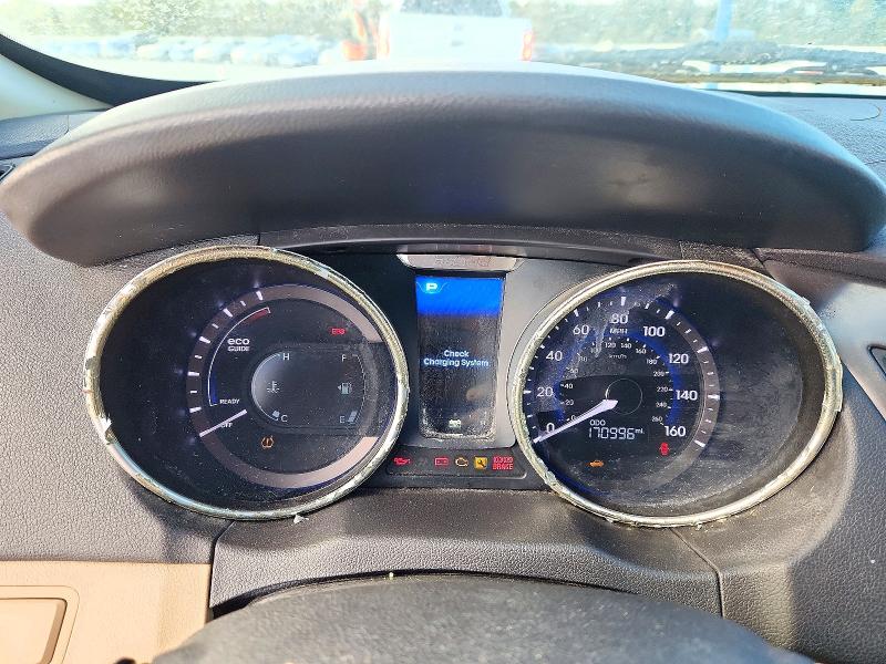 Фото 9 с аукциона – 2012 HYUNDAI SONATA с VIN KMHEC4A48CA023137