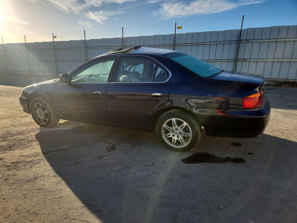 Снимка 2 от търг – 1999 ACURA 3.2TL с VIN 19UUA5649XA053601