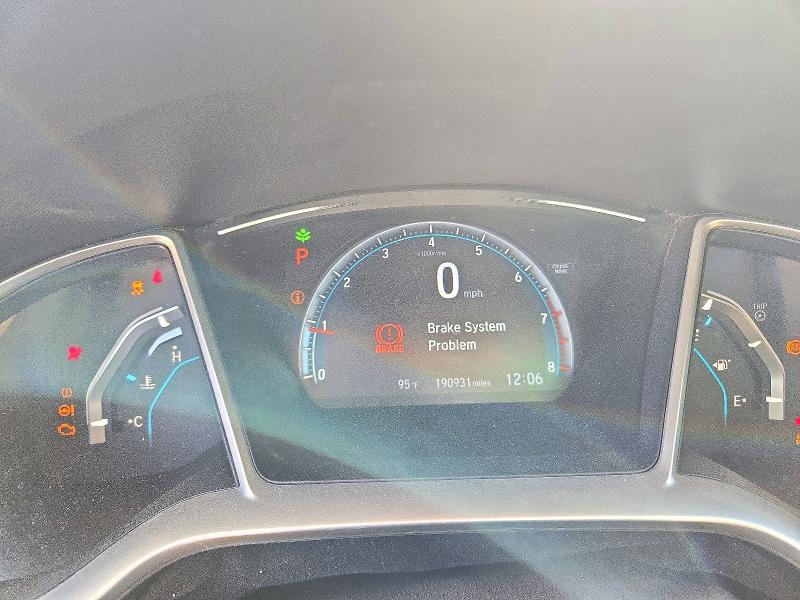 Снимка 9 от търг – 2018 HONDA CIVIC с VIN 19XFC2F76JE039217