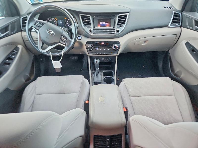 Снимка 8 от търг – 2017 HYUNDAI TUCSON с VIN KM8J3CA23HU287721