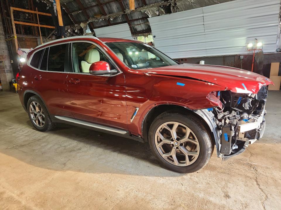 Foto 4 de la subasta – 2022 BMW X3 con VIN 5UX53DP02N9M75757