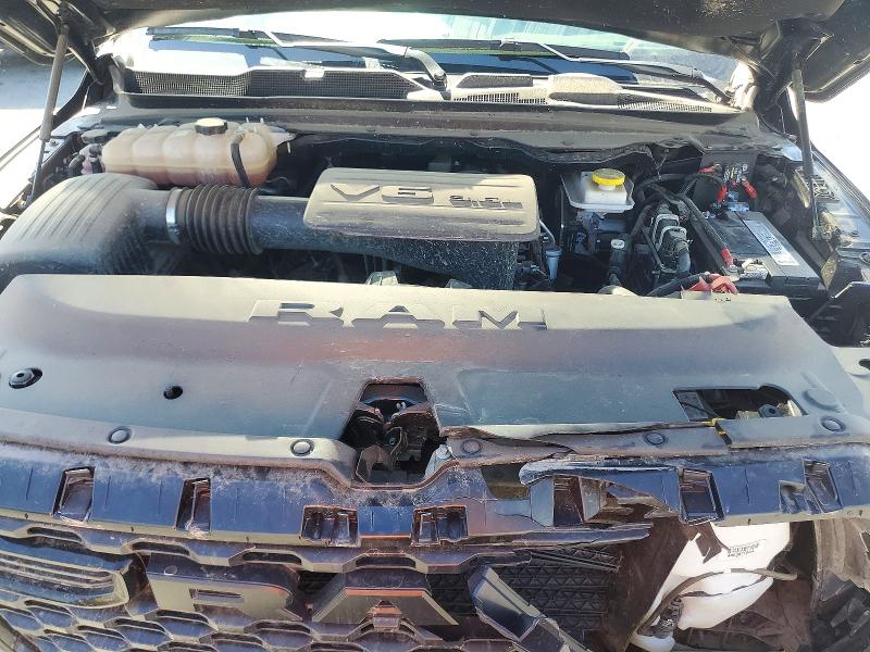Снимка 11 от търг – 2025 RAM 1500 с VIN 1C6RRFGG8SN758121