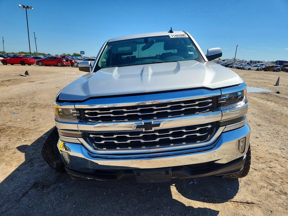 صورة رقم 5 من المزاد - 2017 CHEVROLET SILVERADO مع VIN 3GCUKREC4HG237309