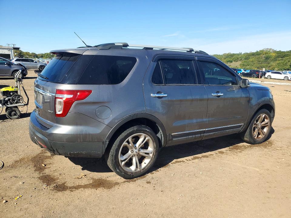 Снимка 3 от търг – 2014 FORD EXPLORER с VIN 1FM5K8F80EGB77590