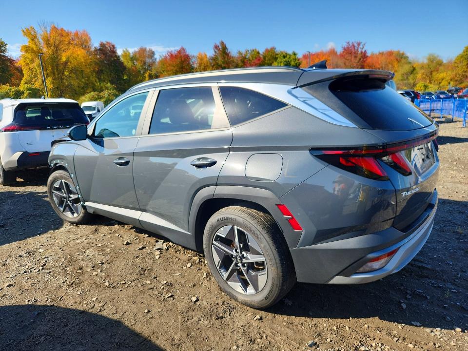 Снимка 2 от търг – 2026 HYUNDAI TUCSON с VIN 5NMJB3DEXTH641523