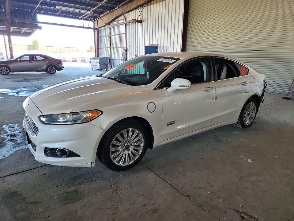 FORD FUSION 2013 with VIN 3FA6P0PUXDR235516 - Photo from auction