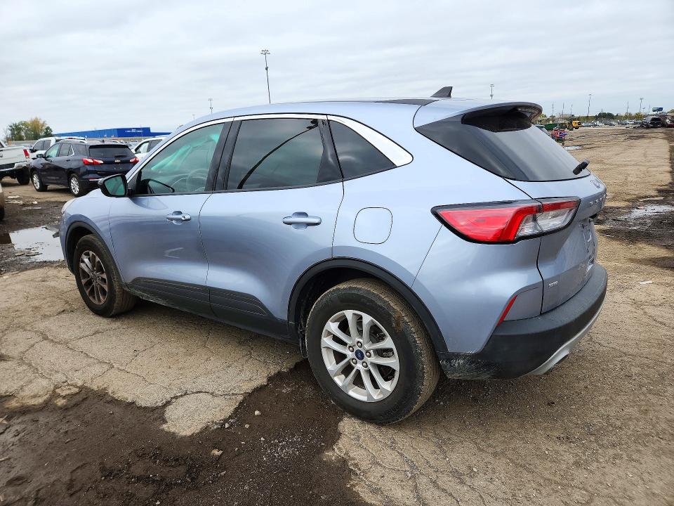 Photo 2 from auction – 2022 FORD ESCAPE with VIN 1FMCU9G64NUB79056