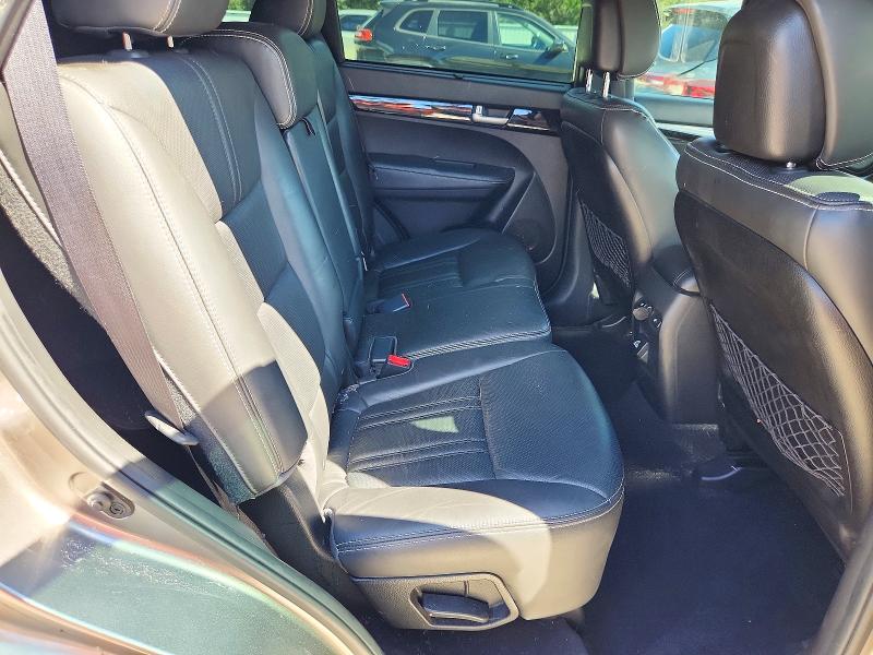 Zdjęcie 11 z aukcji – 2014 KIA SORENTO z VIN 5XYKWDA7XEG449312