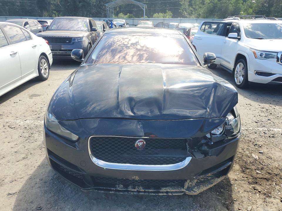 Zdjęcie 5 z aukcji – 2017 JAGUAR XE z VIN SAJAR4BG5HA962524