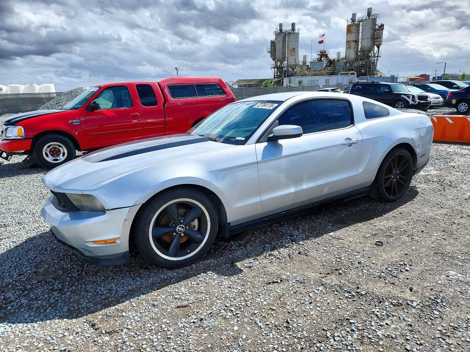 2010 FORD MUSTANG - Търг №72704176