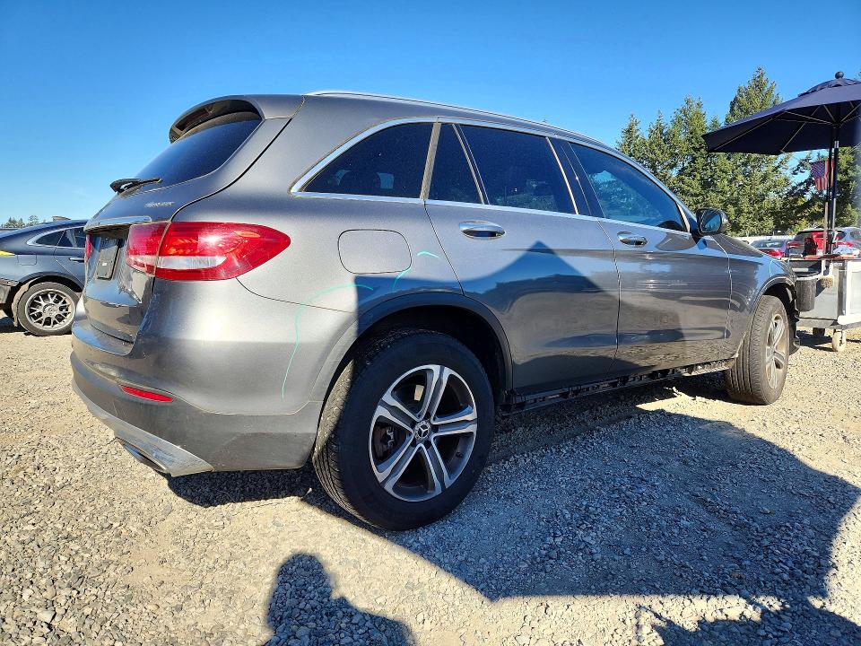 Снимка 3 от търг – 2018 MERCEDES-BENZ GLC с VIN WDC0G4KB0JV022497