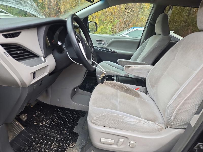 Снимка 7 от търг – 2015 TOYOTA SIENNA с VIN 5TDKK3DC7FS581432
