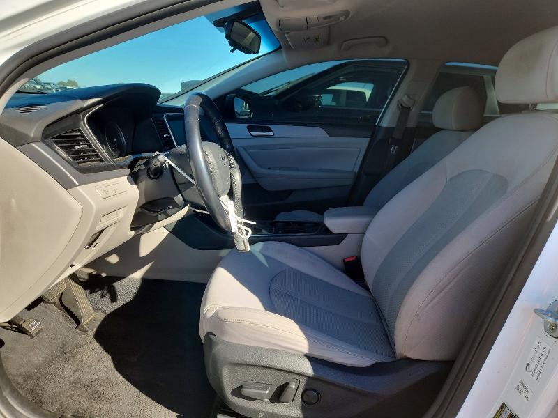 Снимка 7 от търг – 2018 HYUNDAI SONATA с VIN 5NPE34AF8JH618694