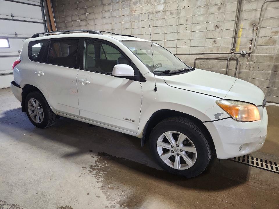 Снимка 4 от търг – 2007 TOYOTA RAV4 с VIN JTMBK31V675032446
