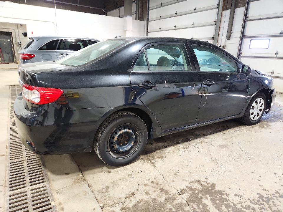 Снимка 3 от търг – 2011 TOYOTA COROLLA с VIN 2T1BU4EE5BC536945