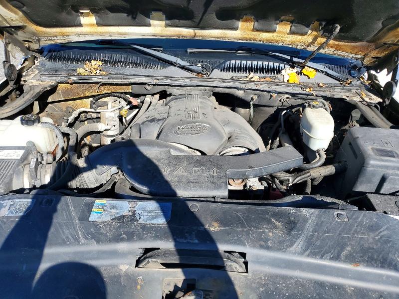 Снимка 12 от търг – 2005 CADILLAC ESCALADE с VIN 1GYEK63N55R261762
