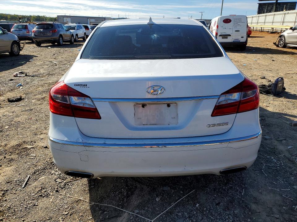 Zdjęcie 6 z aukcji – 2014 HYUNDAI GENESIS z VIN KMHGC4DD5EU264658
