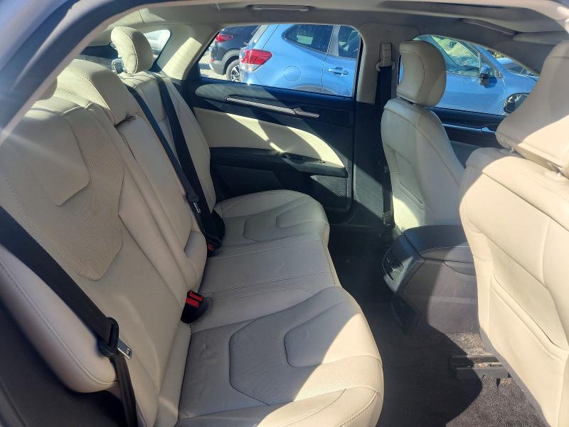 Foto 10 de la subasta – 2018 FORD FUSION con VIN 3FA6P0D97JR219138