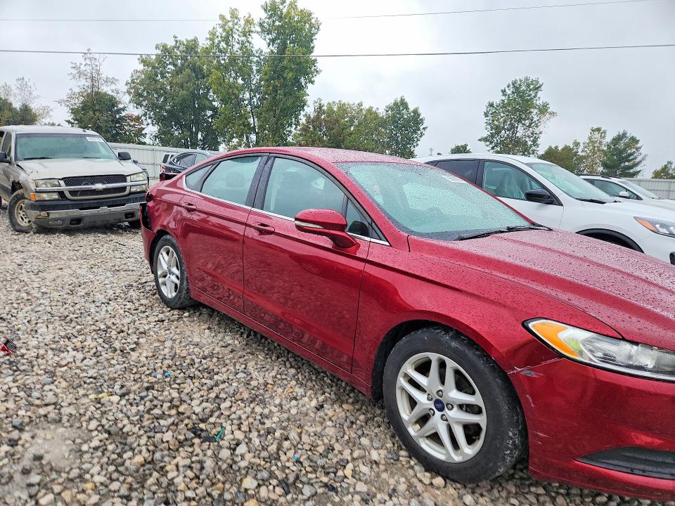 Photo 4 from auction – 2016 FORD FUSION with VIN 1FA6P0H72G5117685