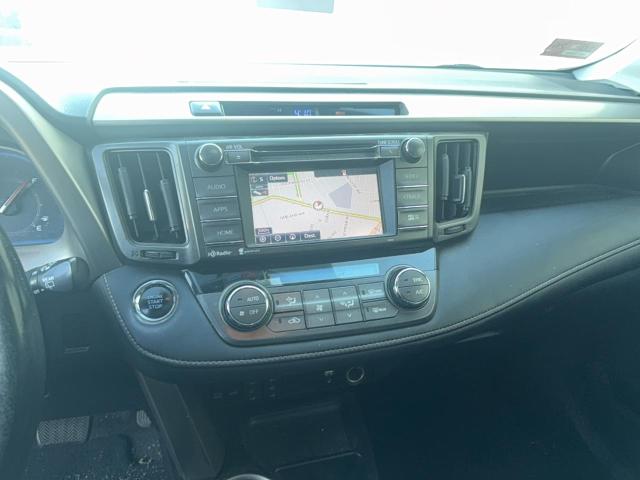 Photo 12 from auction – 2015 TOYOTA RAV4 with VIN 2T3DFREV4FW366850