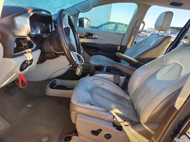 Снимка 7 от търг – 2017 CHRYSLER PACIFICA с VIN 2C4RC1BG5HR796910