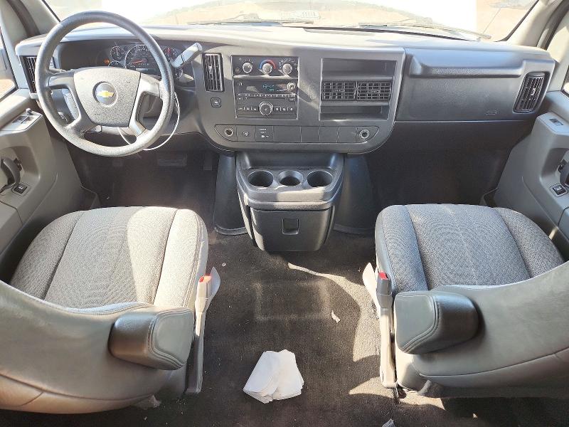 Photo 8 from auction – 2011 CHEVROLET EXPRESS G3500 with VIN 1GAZGYFG3B1129684