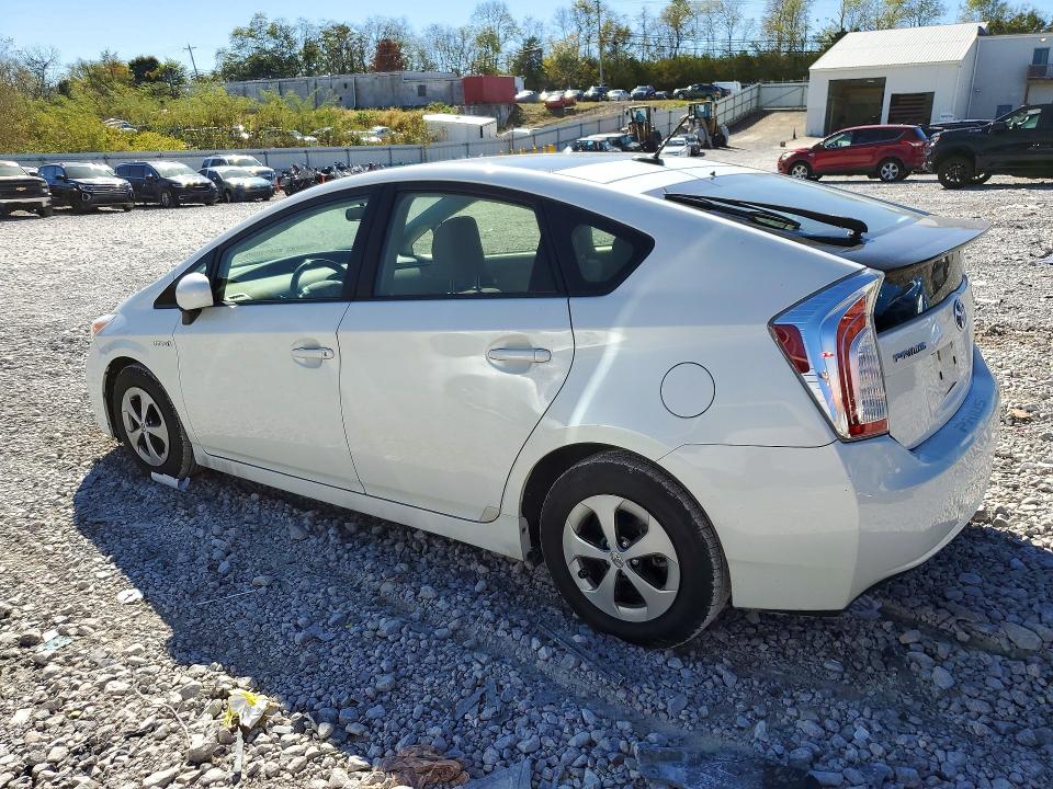 صورة رقم 2 من المزاد - 2013 TOYOTA PRIUS مع VIN JTDKN3DU8D1685910