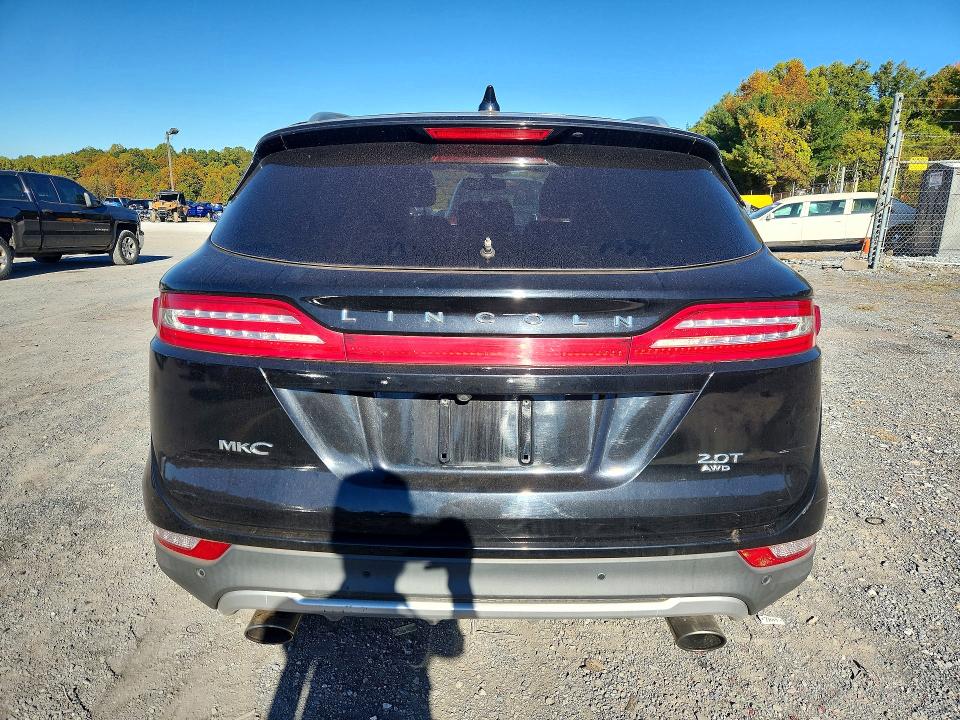 Photo 6 from auction – 2017 LINCOLN MKC with VIN 5LMCJ3D98HUL45536