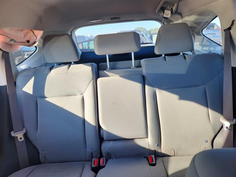 Photo 10 from auction – 2015 HONDA CR-V with VIN 2HKRM3H33FH536447