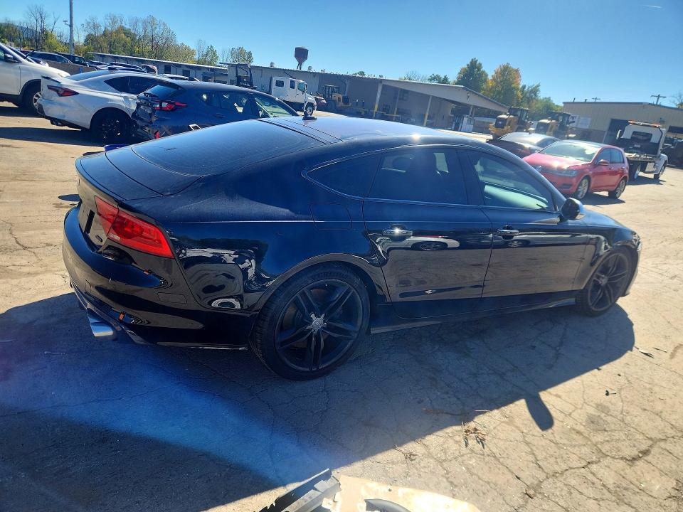 Фото 3 с аукциона – 2013 AUDI S7 с VIN WAU32AFC5DN107856