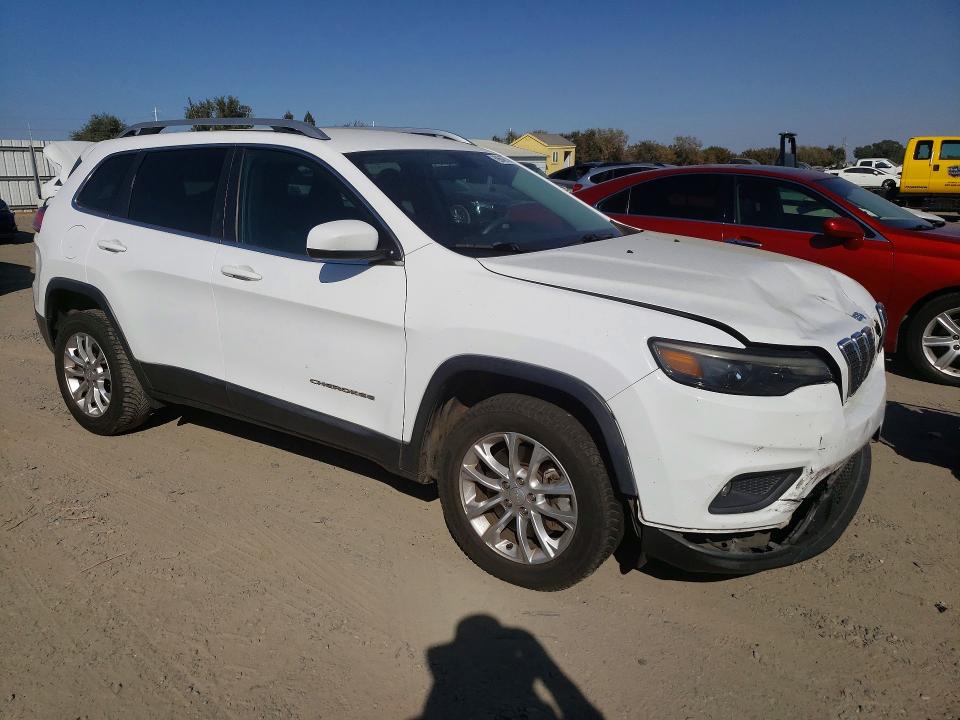 Photo 4 from auction – 2019 JEEP CHEROKEE with VIN 1C4PJMCB6KD226961