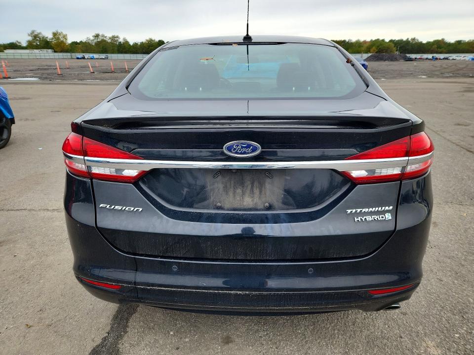 صورة رقم 6 من المزاد - 2018 FORD FUSION مع VIN 3FA6P0RU8JR177639