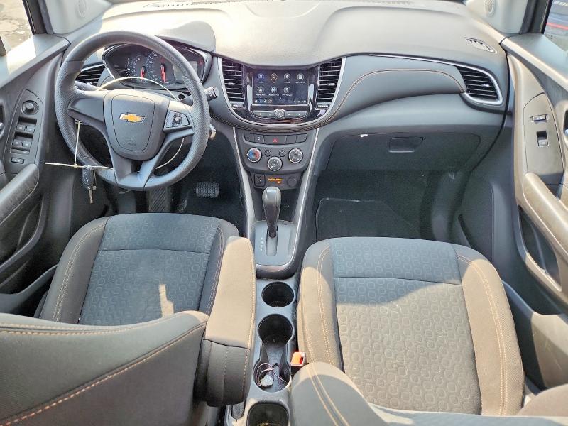 Снимка 8 от търг – 2018 CHEVROLET TRAX с VIN KL7CJKSB4JB710641