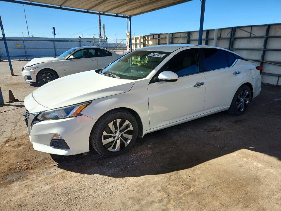 NISSAN ALTIMA 2019 with VIN 1N4BL4BV3KC164172 - Photo from auction