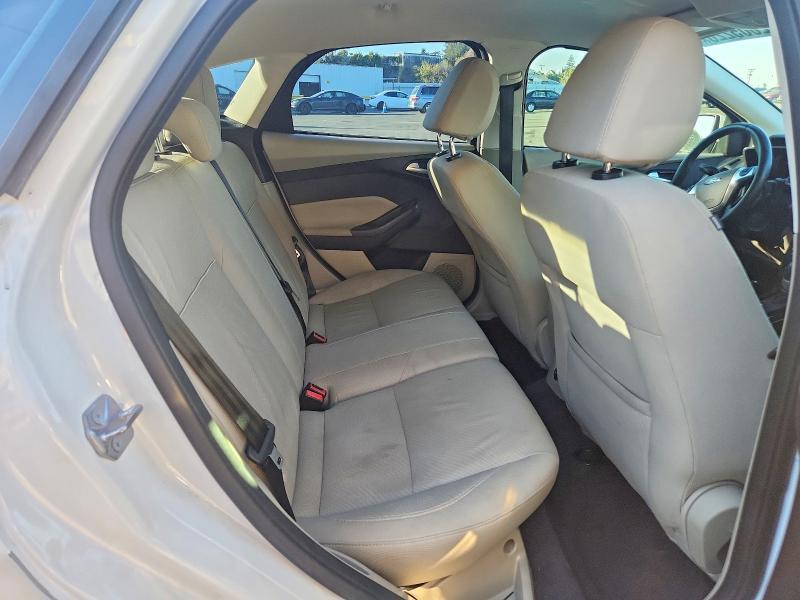Photo 10 from auction – 2014 FORD FOCUS with VIN 1FADP3R45EL300441