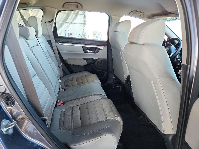 Photo 11 from auction – 2017 HONDA CR-V with VIN 2HKRW6H34HH214415