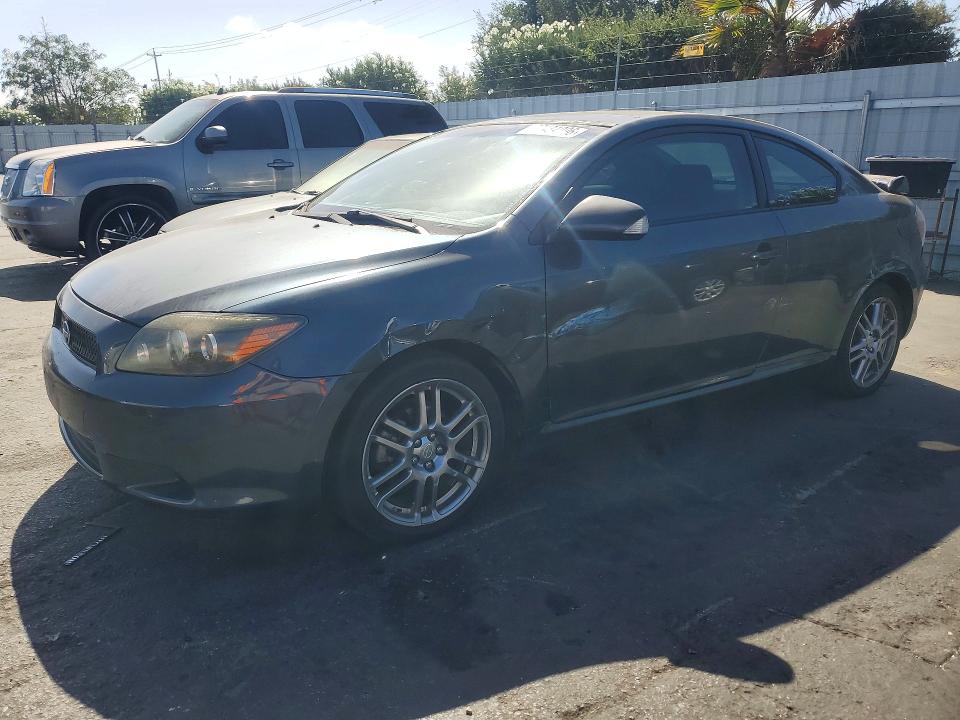 Снимка 1 от търг – 2008 SCION TC с VIN JTKDE167380265254