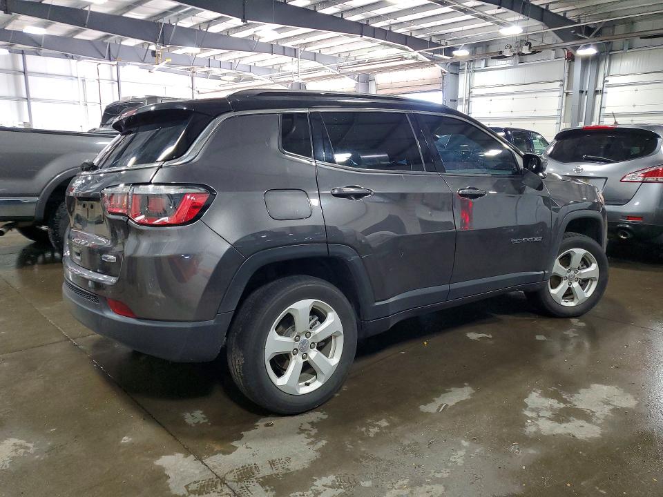 Снимка 3 от търг – 2019 JEEP COMPASS с VIN 3C4NJDBB9KT846948