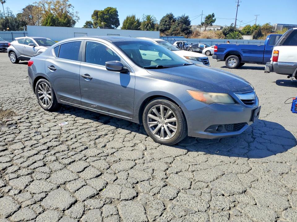 Photo 4 from auction – 2013 ACURA ILX with VIN 19VDE1F78DE003375