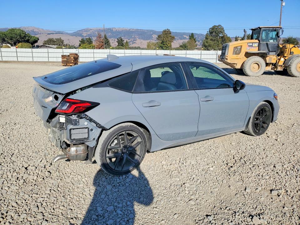 Foto 3 de la subasta – 2026 HONDA CIVIC con VIN 19XFL2H8XTE023742