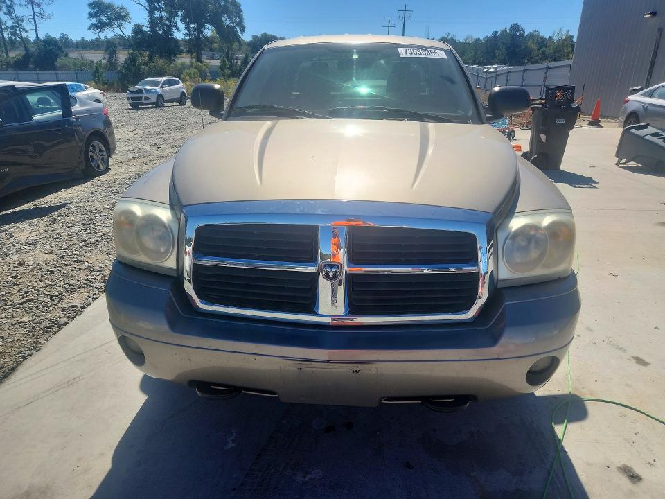 Снимка 5 от търг – 2006 DODGE DAKOTA с VIN 1D7HE42K46S517606