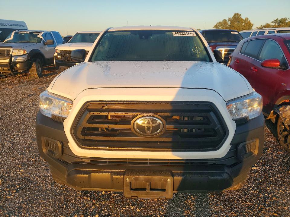 Photo 5 from auction – 2022 TOYOTA TACOMA with VIN 3TYRX5GNXNT039351