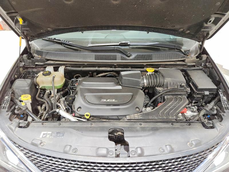 Фото 12 с аукциона – 2017 CHRYSLER PACIFICA с VIN 2C4RC1BG4HR804916