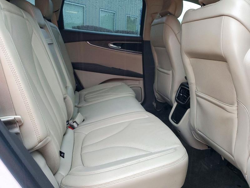 Zdjęcie 11 z aukcji – 2016 LINCOLN MKX z VIN 2LMTJ6LR6GBL51978