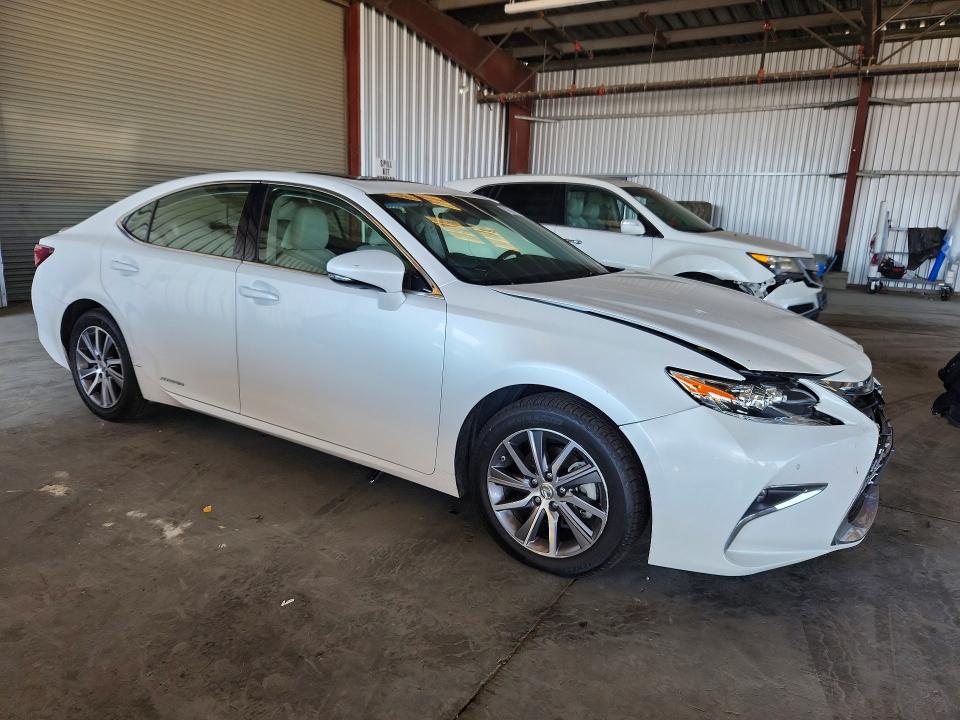 Photo 4 from auction – 2018 LEXUS ES with VIN JTHBW1GG6J2169525