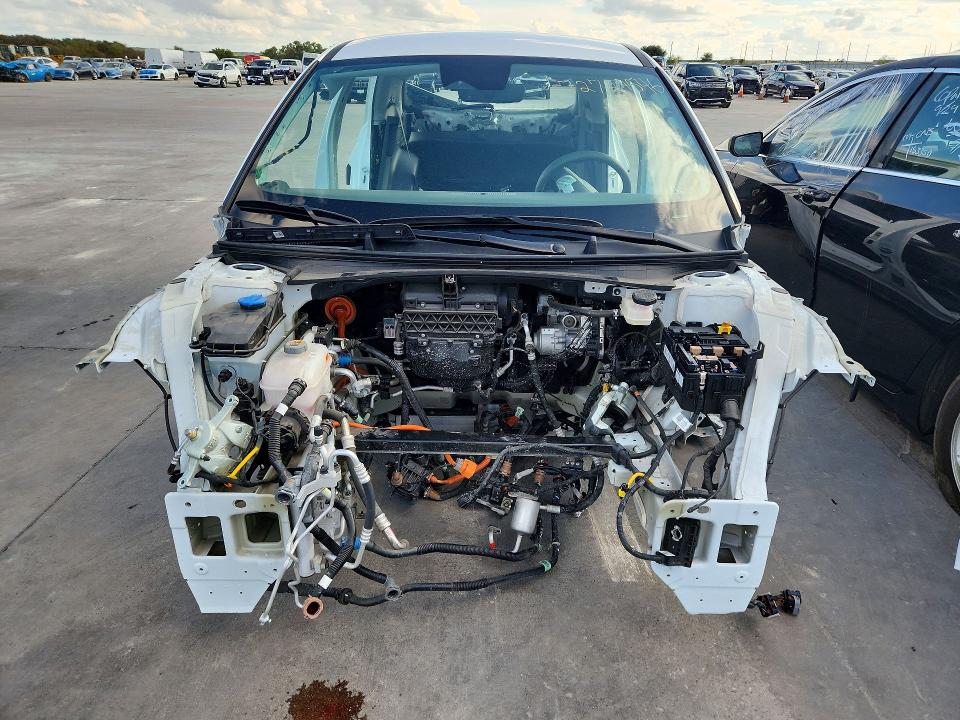 Снимка 5 от търг – 2026 HYUNDAI IONIQ 5 с VIN 7YAKN4DA7TY054866