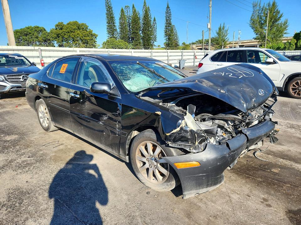 Снимка 4 от търг – 2002 LEXUS ES с VIN JTHBF30G925018300